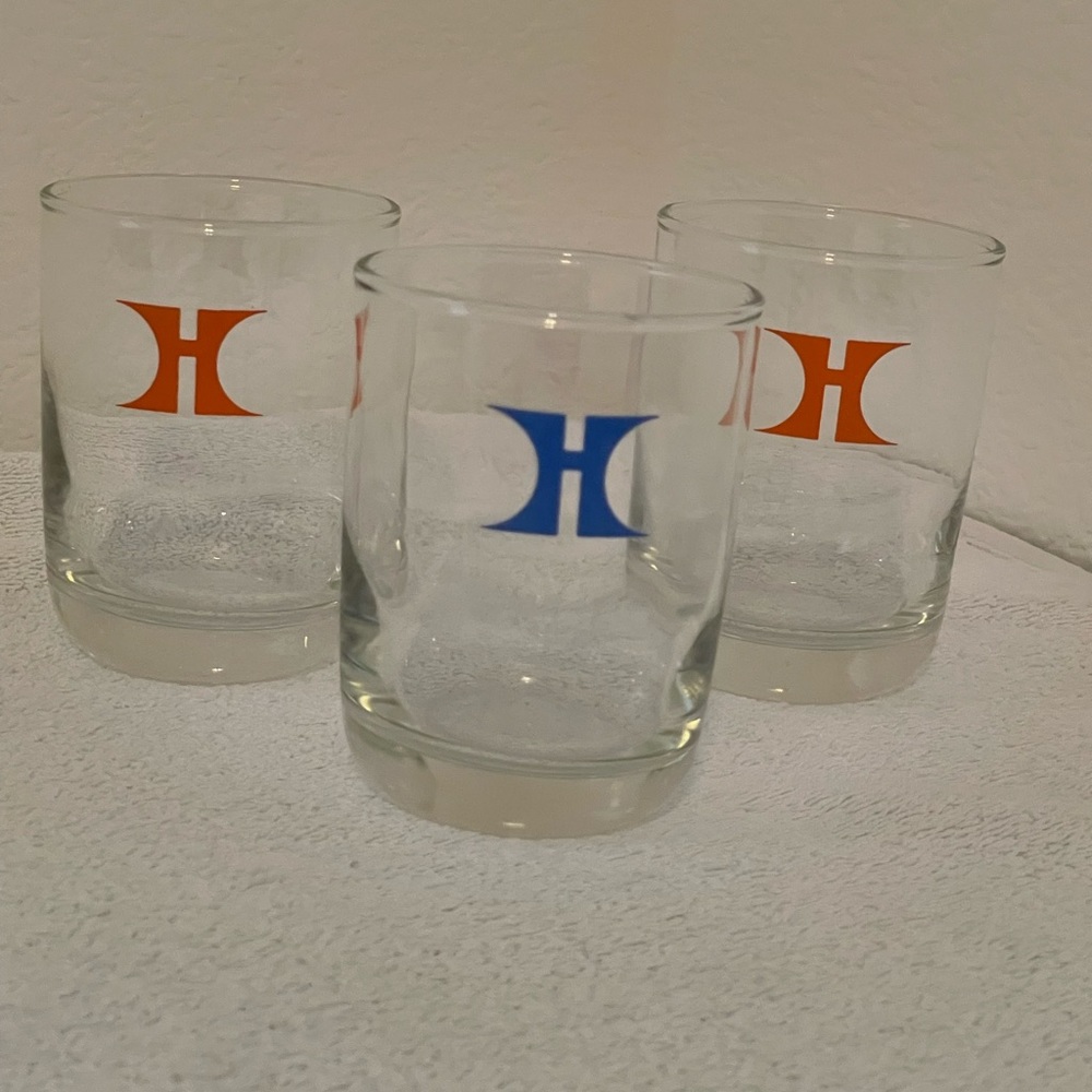 Set Of 3 Vintage Las Vegas Hilton Hotel Glasses